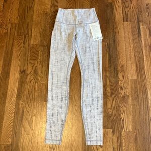 Lululemon wunder under tights. Size 4